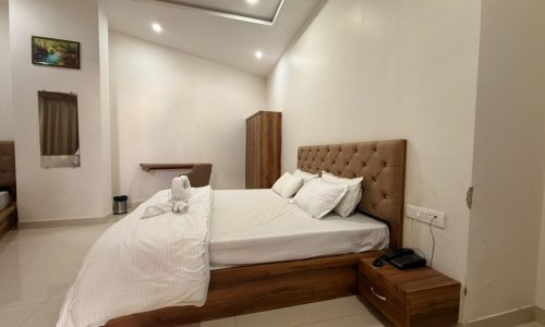 WhatsApp Image 2025-10-07 at 5.19.13 PM