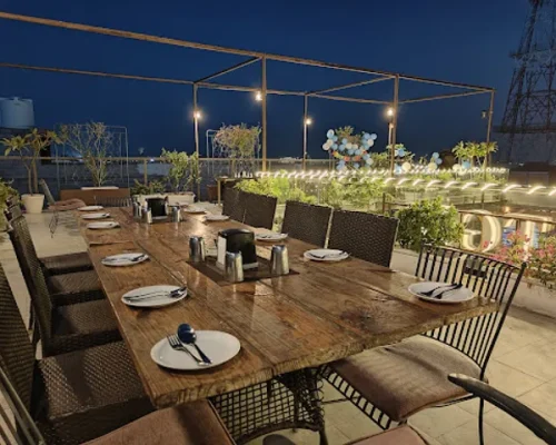 eyJidWNrZXQiOiJ1dGEtaW1hZ2VzIiwia2V5IjoicGxhY2VfaW1nL3NEVUgzaVJHU0N1RGFBTFVpM2p3NEEiLCJlZGl0cyI6eyJyZXNpemUiOnsid2lkdGgiOjY0MCwiaGVpZ2h0Ijo2NDAsImZpdCI6Imluc2lkZSJ9LCJyb3RhdGUiOm51bGwsIn